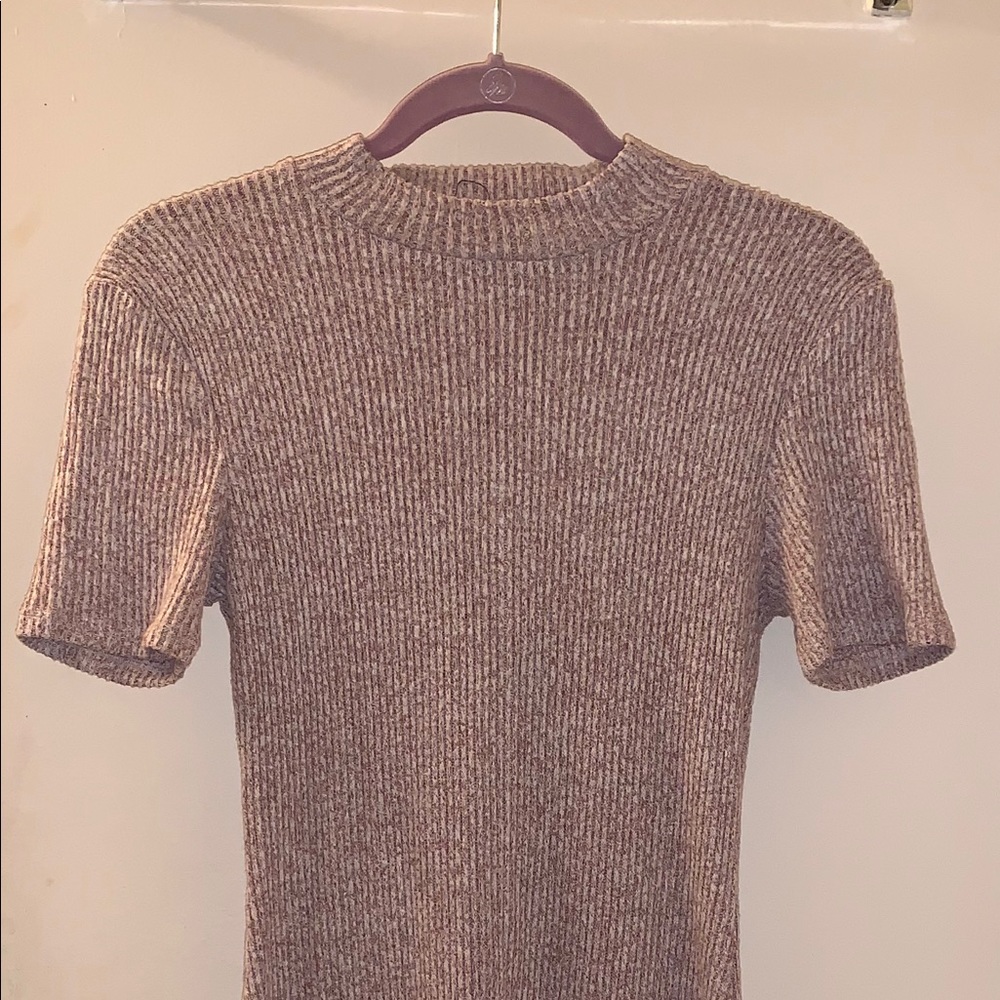 Medium sized midi dress.